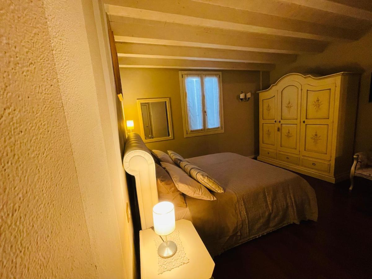 Desehouse Apartment Десенцано дел Гарда Екстериор снимка