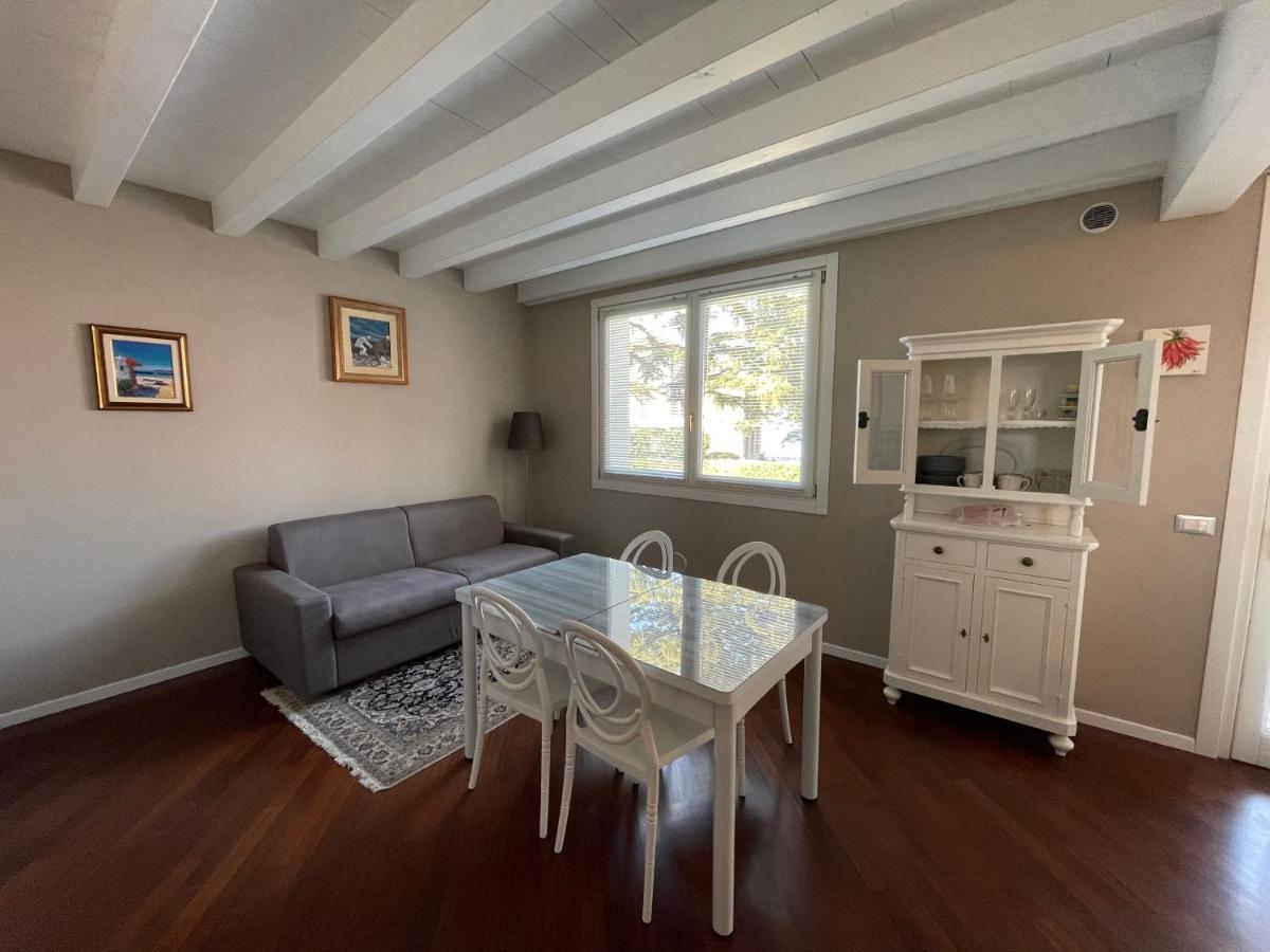 Desehouse Apartment Десенцано дел Гарда Екстериор снимка