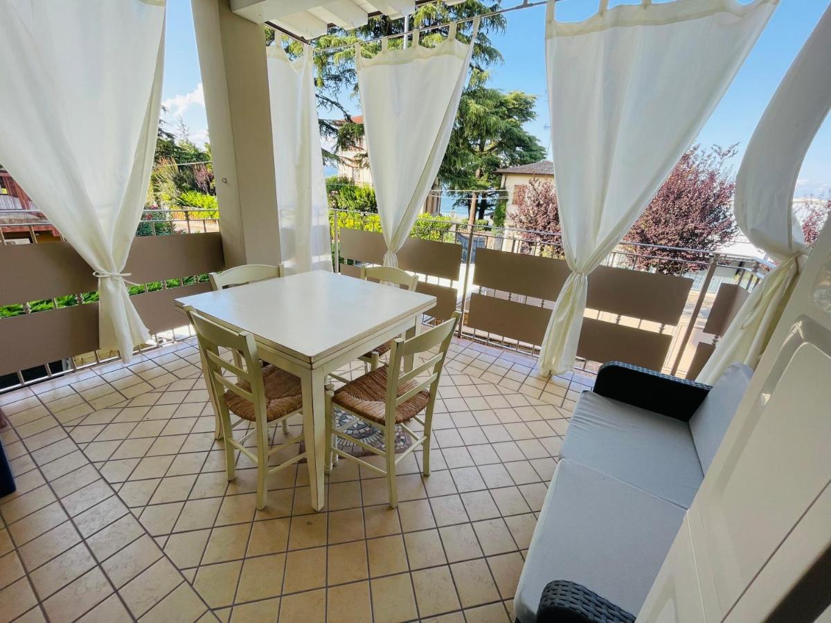 Desehouse Apartment Десенцано дел Гарда Екстериор снимка