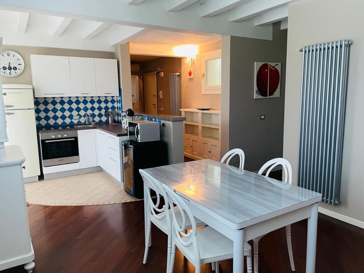 Desehouse Apartment Десенцано дел Гарда Екстериор снимка