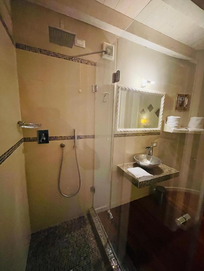 Desehouse Apartment Десенцано дел Гарда Екстериор снимка