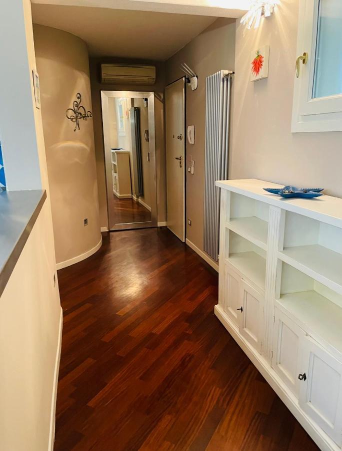 Desehouse Apartment Десенцано дел Гарда Екстериор снимка