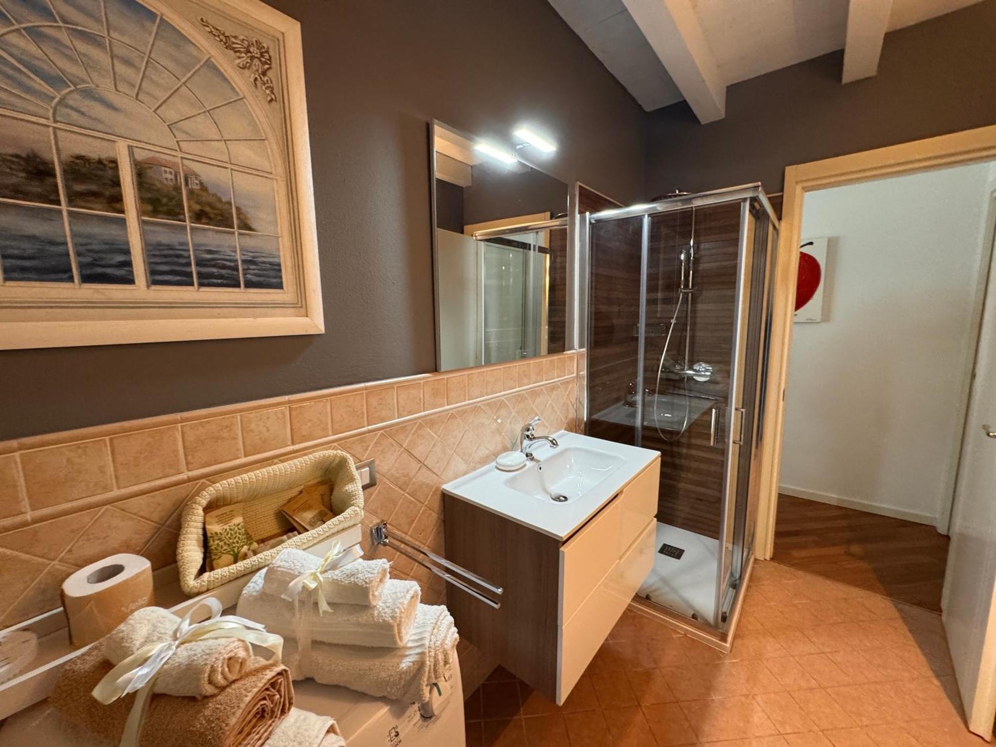 Desehouse Apartment Десенцано дел Гарда Екстериор снимка